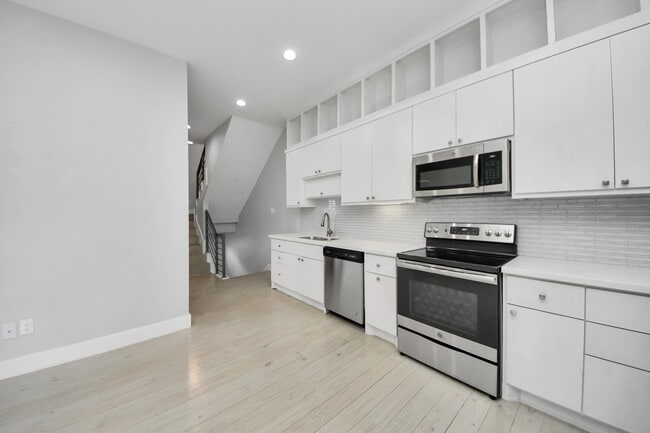 Building Photo - 1708 Winter St