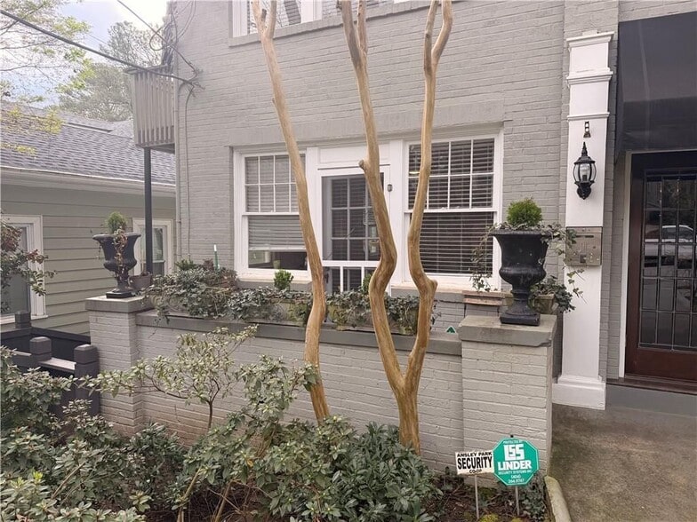 Building Photo - 71 Maddox Dr NE