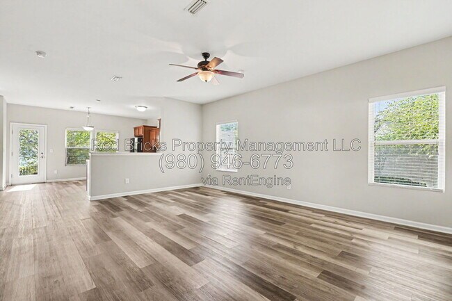 Building Photo - 11325 Deer Chase Ln