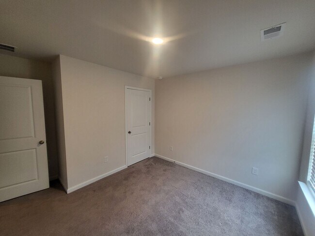 Building Photo - 4 bedroom/2 bath home in Aynor - SPECIAL! ...