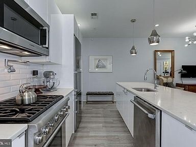 Building Photo - 3112 13th St NW