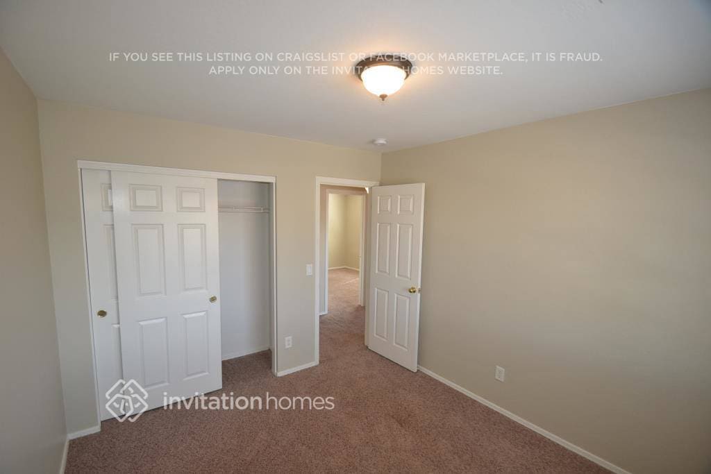 Building Photo - 13029 W Lisbon Ln