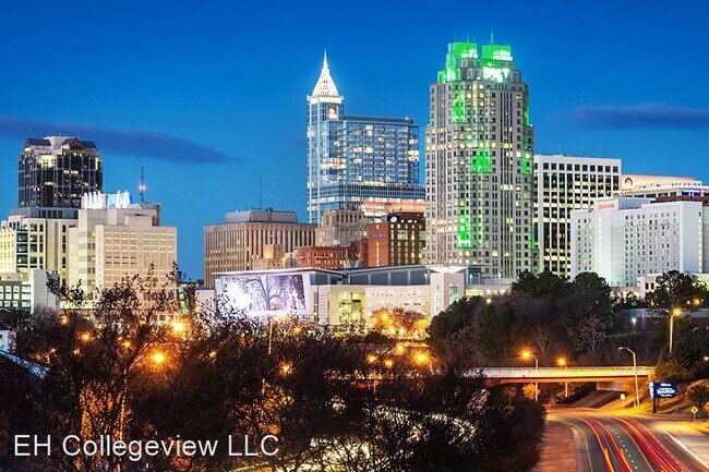 Building Photo - 1611 Collegeview Ave