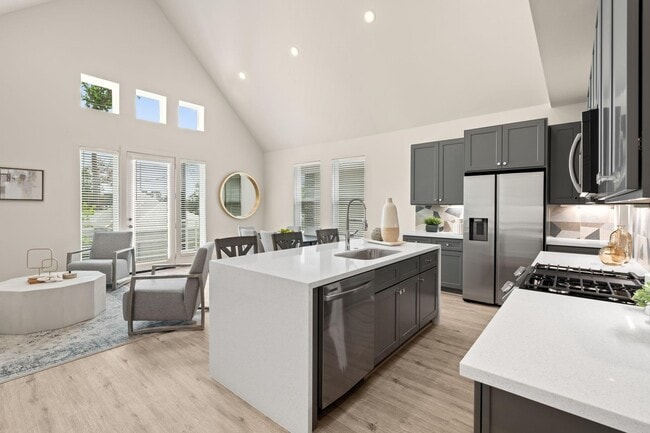 Building Photo - 1042 Homer St