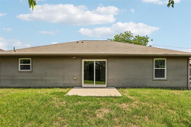 Building Photo - 3017 N Hickory St