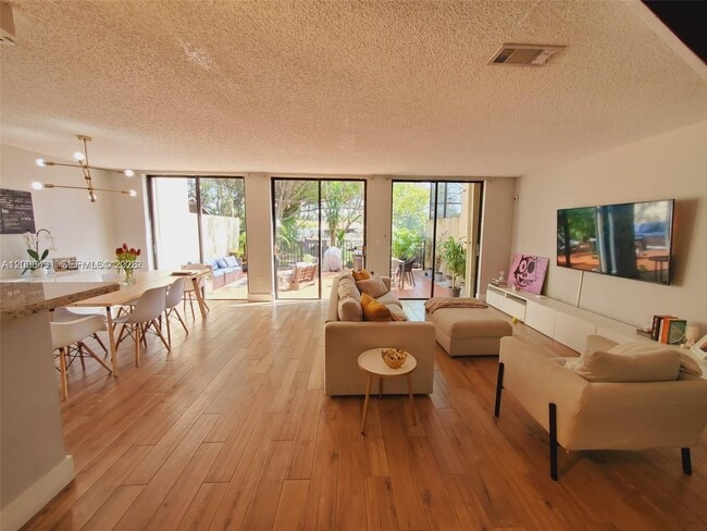 Building Photo - 3619 Torremolinos Ave