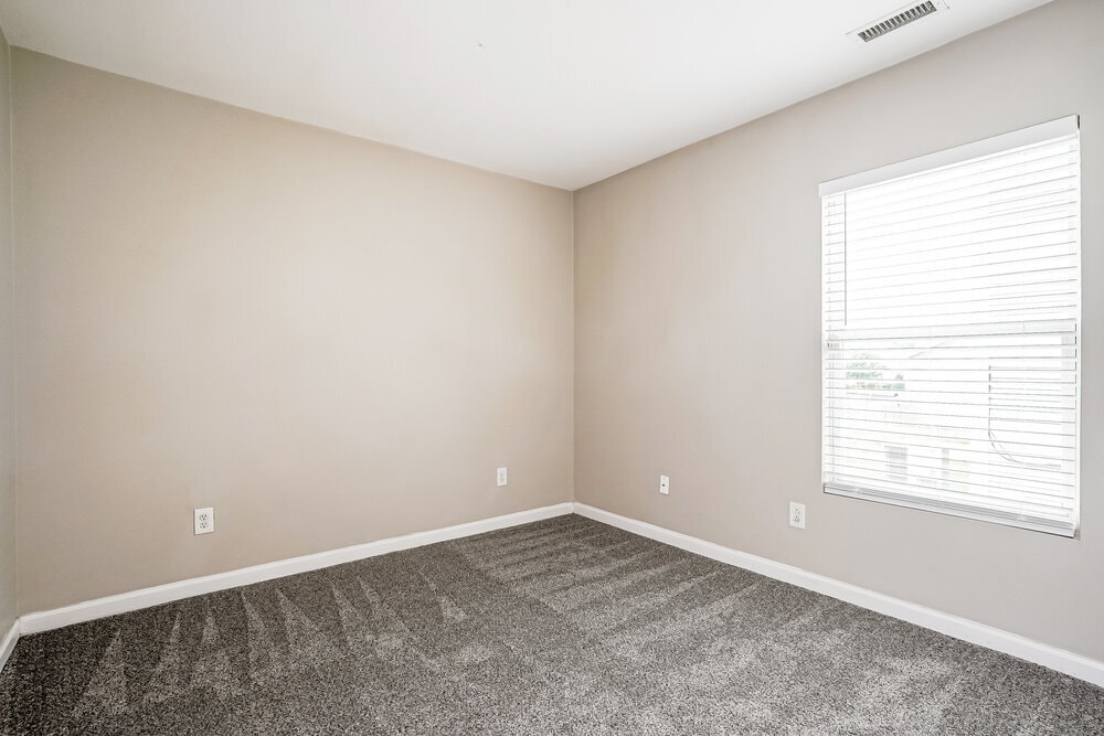 Building Photo - 535 Kerriann Ln