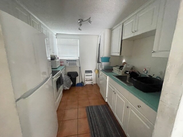 Building Photo - 4313 Antisdale St