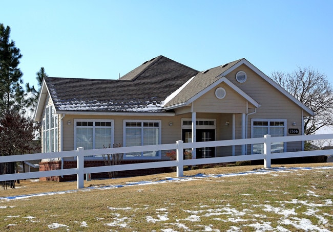 Building Photo - Gable Hills