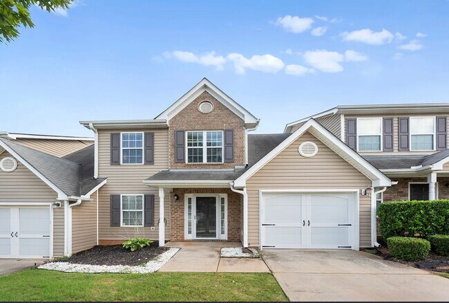 Primary Photo - "Charming 3-Bed Townhouse with Hardwood Fl...