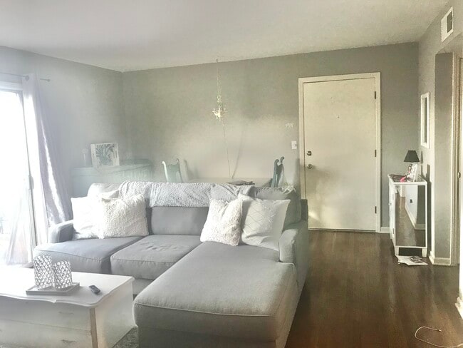 Building Photo - 4426 Jarboe St