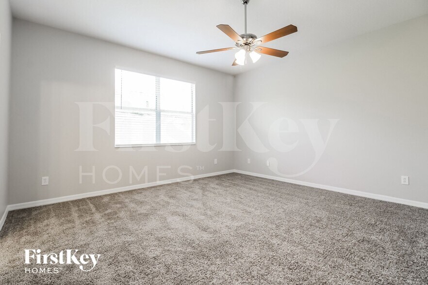 Building Photo - 2796 Grassmoor Loop