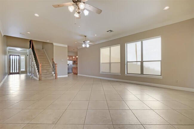 Building Photo - 2506 Camden Park