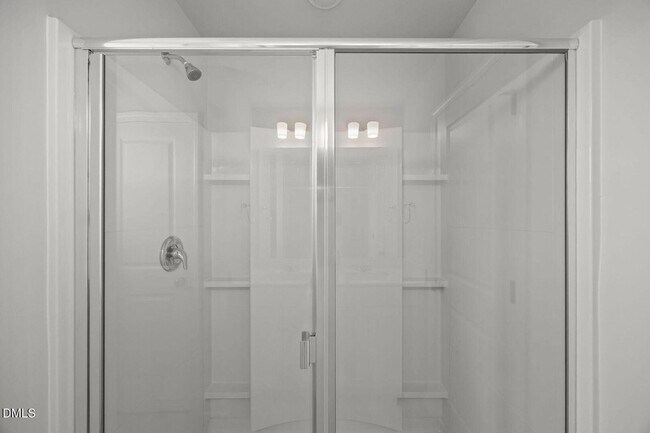 Building Photo - 200 Beacon Hl Rd