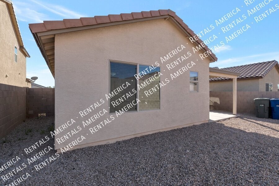 Building Photo - 8755 E Stone Meadow Cir