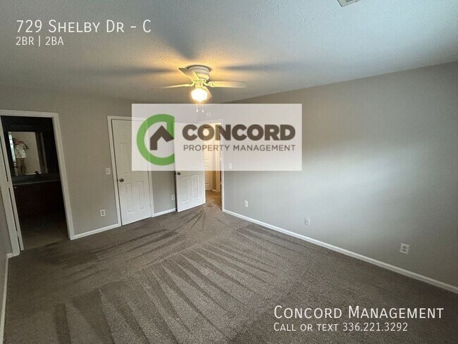 Building Photo - 729 Shelby Dr