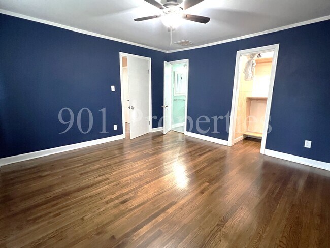 Building Photo - 1089 Isabelle St