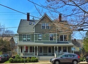 Building Photo - 40 Cushing St