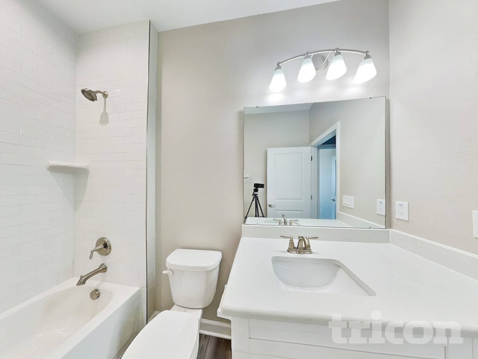 Building Photo - 3476 Longview Ln