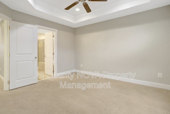 Building Photo - 2093 Laura Mews Pl