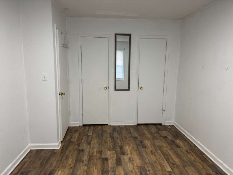 Building Photo - 6314 Wedgewood St