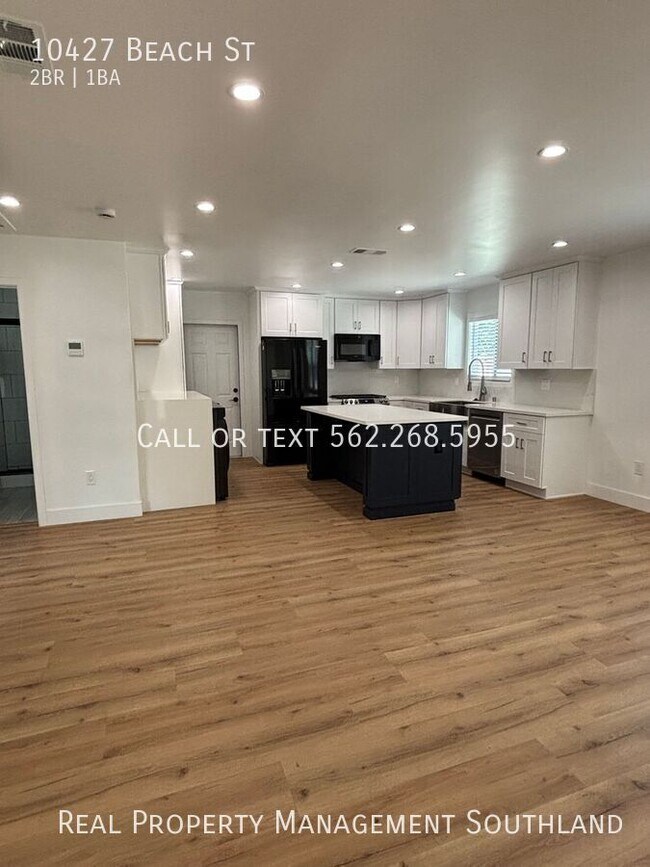 Building Photo - 10427 Beach St