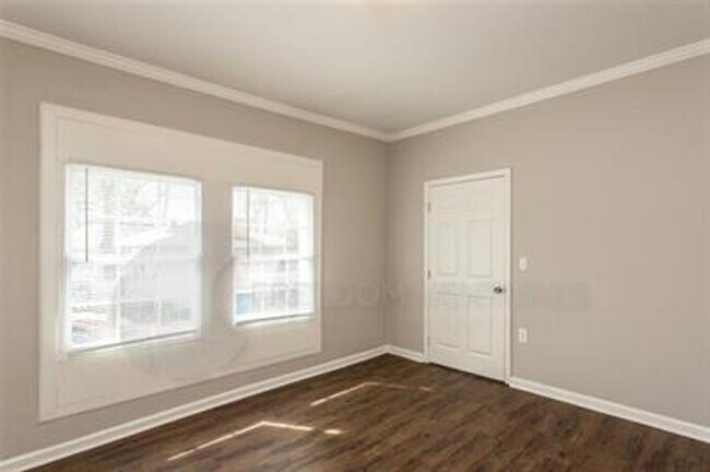 Building Photo - Spacious 3-Bed, 2-Bath in Pleasant Grove