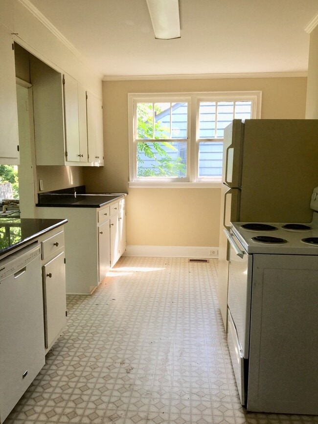 Building Photo - Olympia