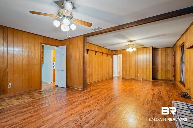 Building Photo - 7300 Cypress Ave