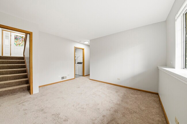 Building Photo - 615 Buckskin Ln
