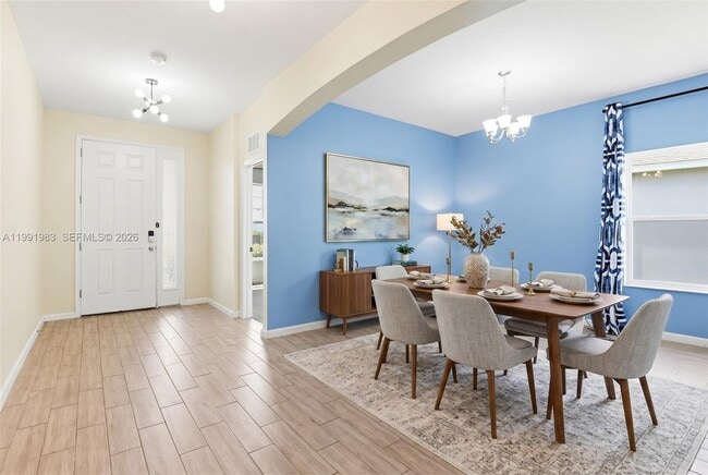 Building Photo - 1034 Chelan Falls Dr