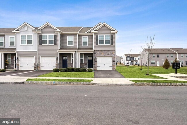 Building Photo - 39 Nelsons Wy