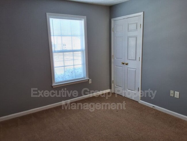 Building Photo - 101 Naples Ct