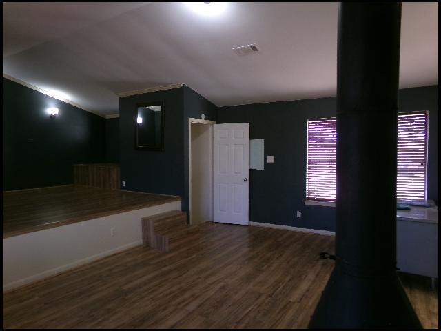 Building Photo - 11320 Southridge Dr