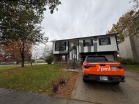 Building Photo - 1019 Cowton Dr