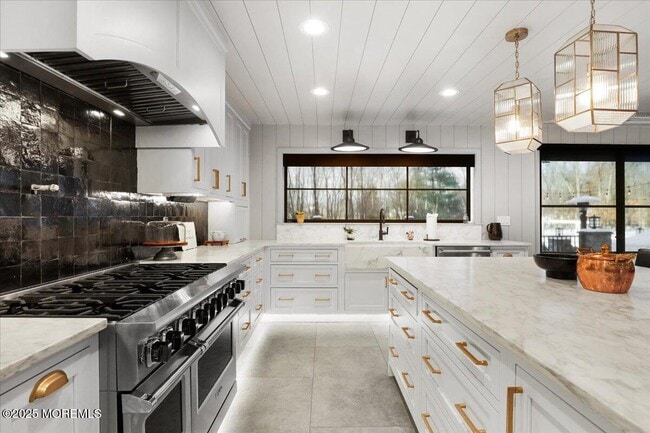 Building Photo - 0 Carriage Hill Dr