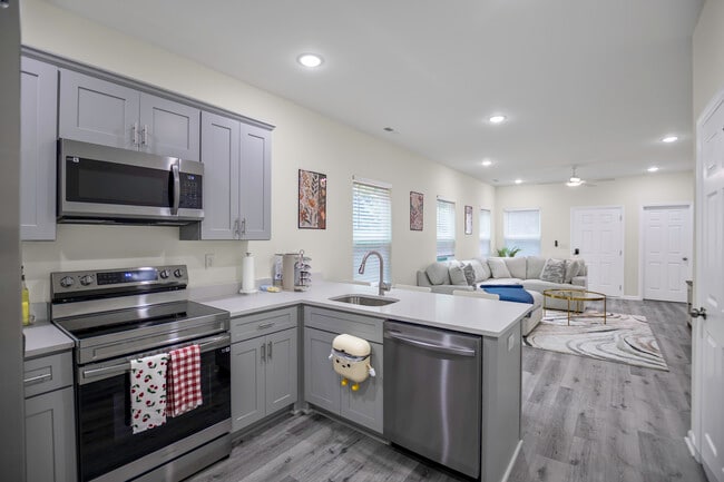 Building Photo - 13713 William Stowe Dr