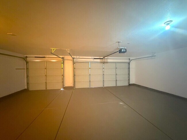 Building Photo - 19858 N 33rd Pl