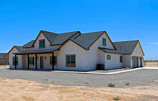 Building Photo - 2351 E Cana Ln
