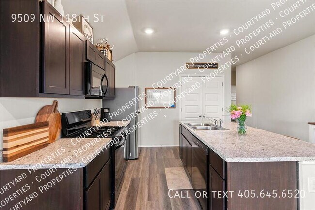 Building Photo - 9509 NW 118th St