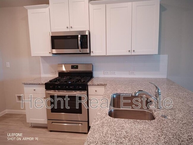 Building Photo - 2823 Calandra Lark