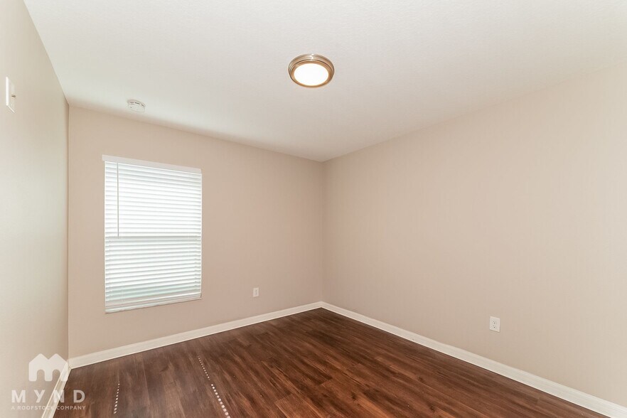 Building Photo - 6505 Trent Creek Dr