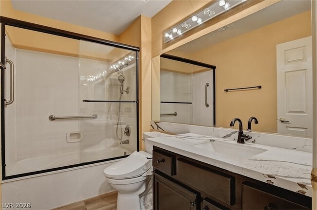 Building Photo - 2628 Highvale Dr