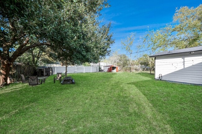 Building Photo - 2926 Knotty Oaks Trail