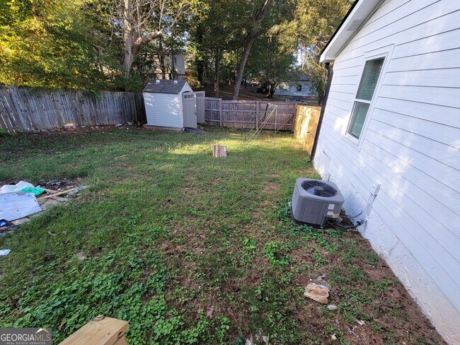 Building Photo - 768 4th St