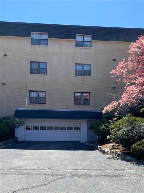 Building Photo - 48 Bigelow Ave