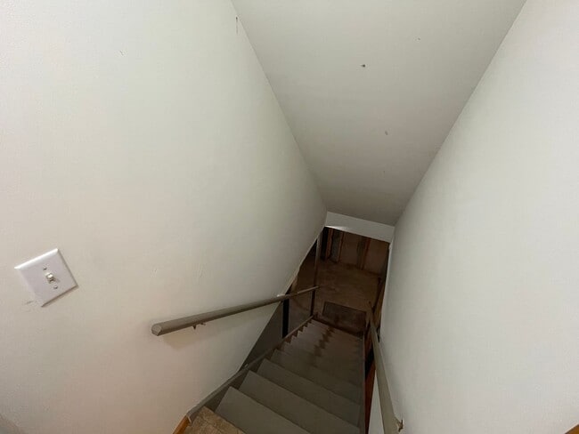 Building Photo - Spacious Home Ready to Rent! Don’t Miss Out!