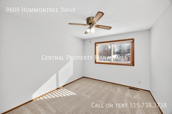 Building Photo - 9609 Hammontree Dr