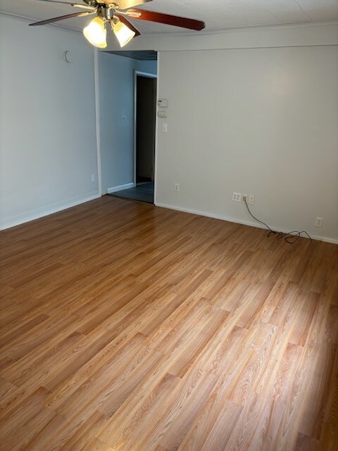 Building Photo - 140 Benton St