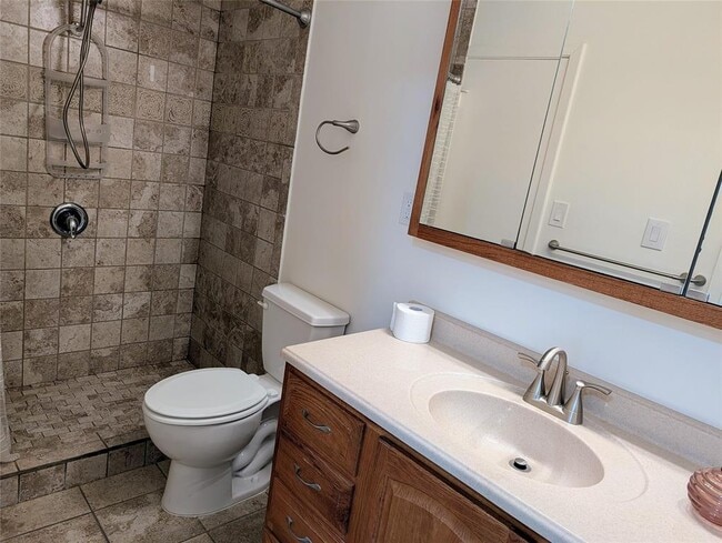 Building Photo - 7801 Shoal Creek Blvd